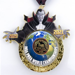 アンティーク真鍮ソフトエナメル色の金属マップジグソーパンの組み合わせランメダル